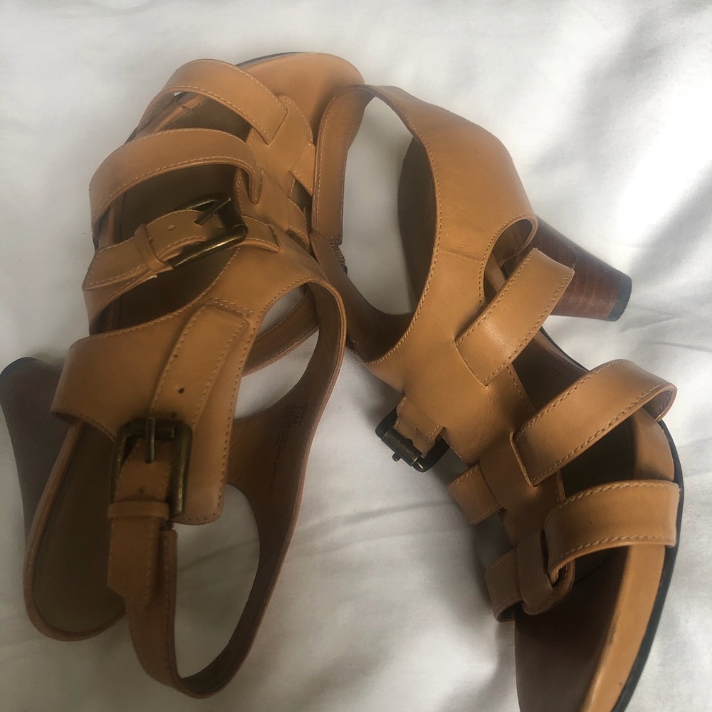 Leather Tan Heels MNTY
